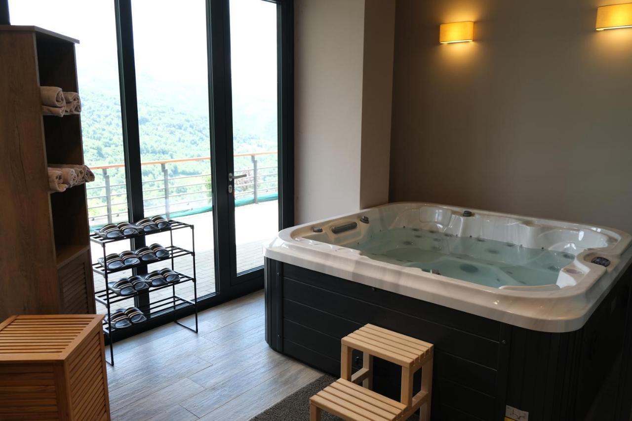 Abi Green Hotel Prevalle Призрен Екстериор снимка