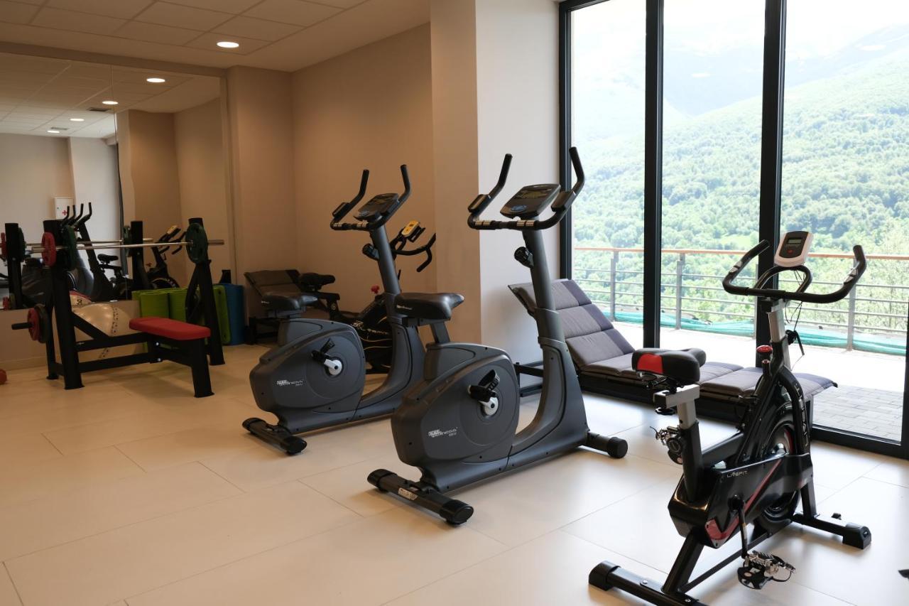 Abi Green Hotel Prevalle Призрен Екстериор снимка